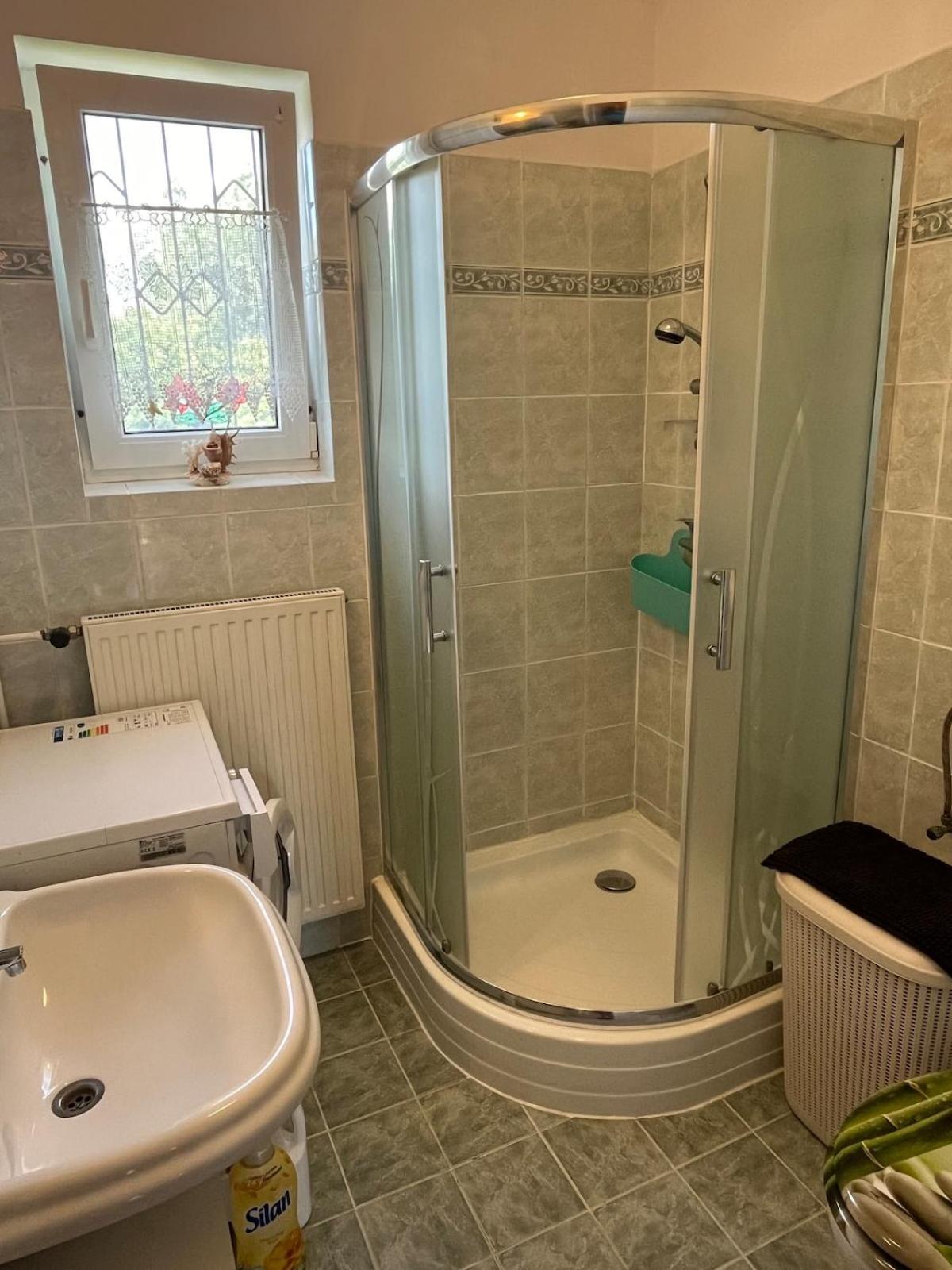 Tejfeles Vendeghaz Apartment Porva ภายนอก รูปภาพ
